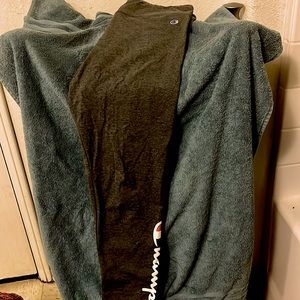 Girls Champion leggings XL16